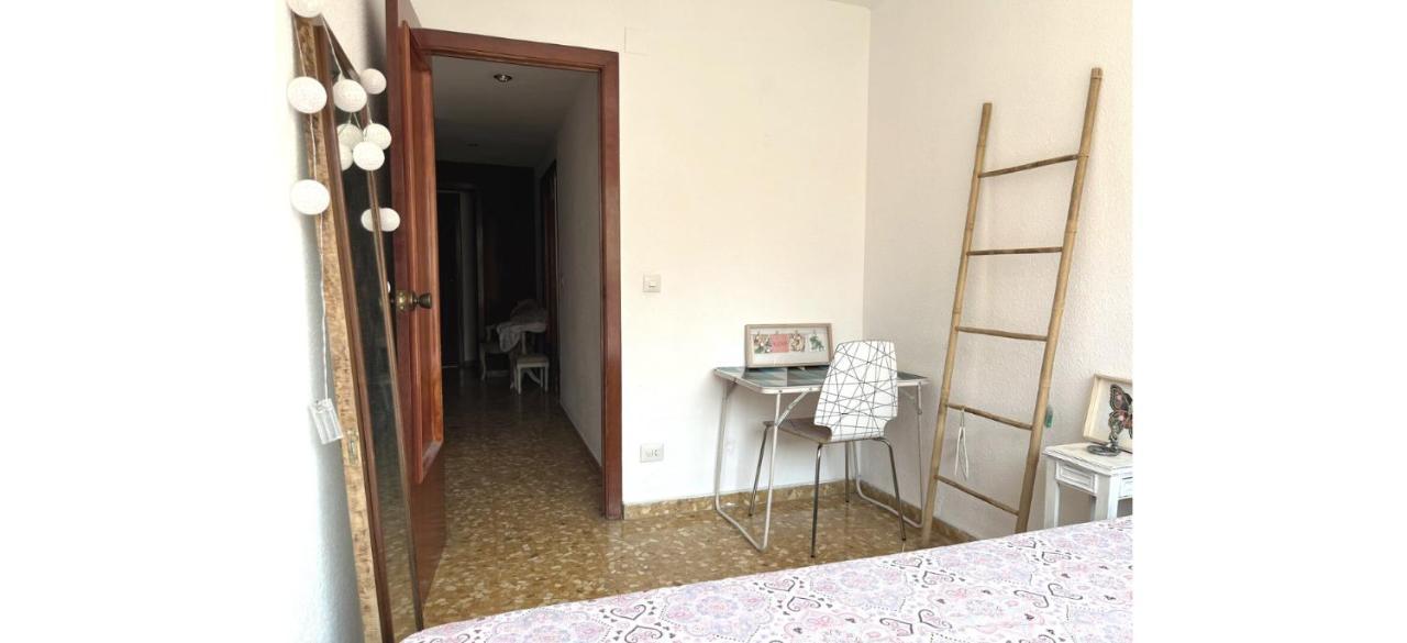 City Center Homestay Valenza Esterno foto